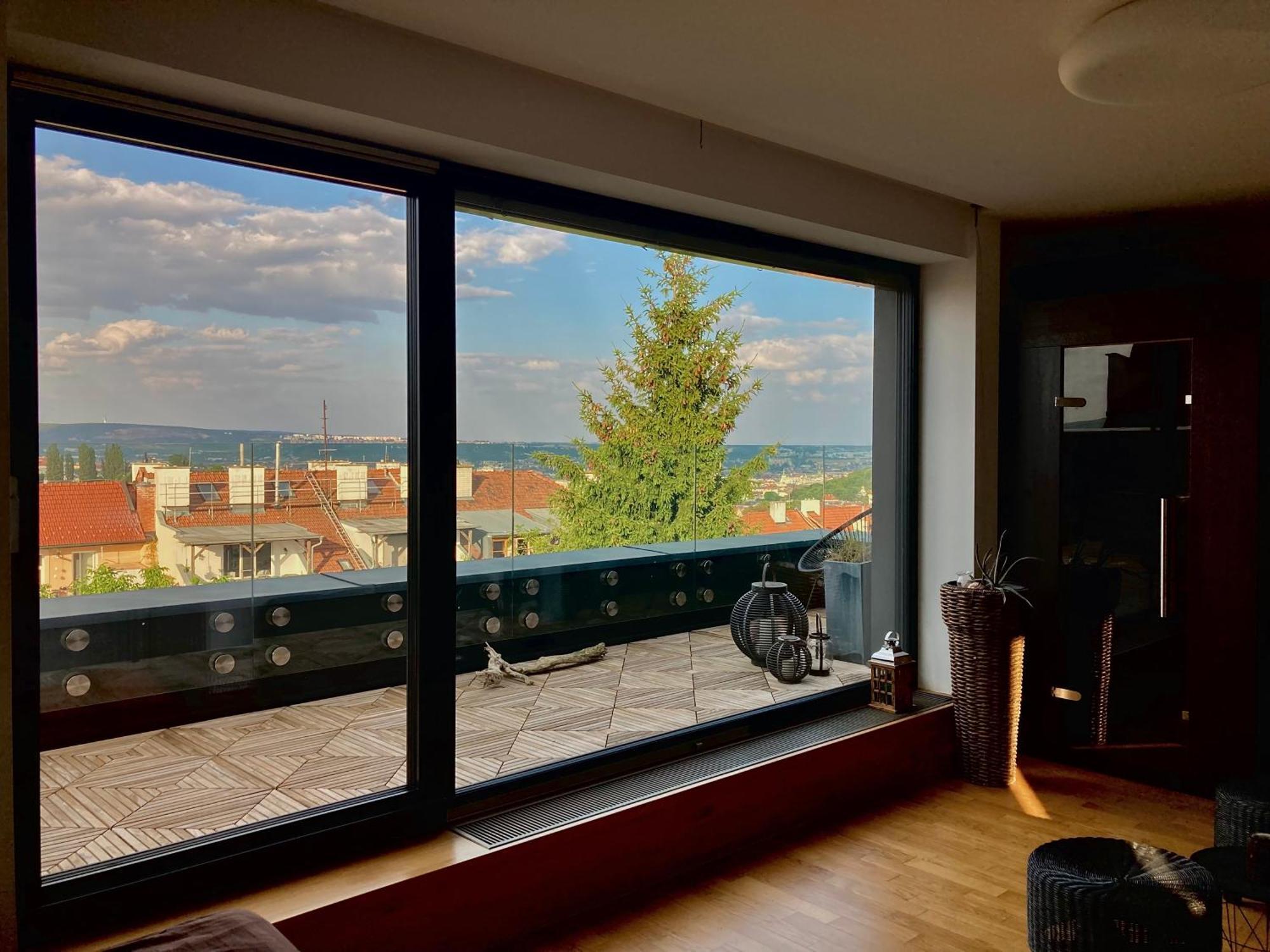 Apartman Se Saunou A Terasou S Vyhledem Na Brünn  Kültér fotó