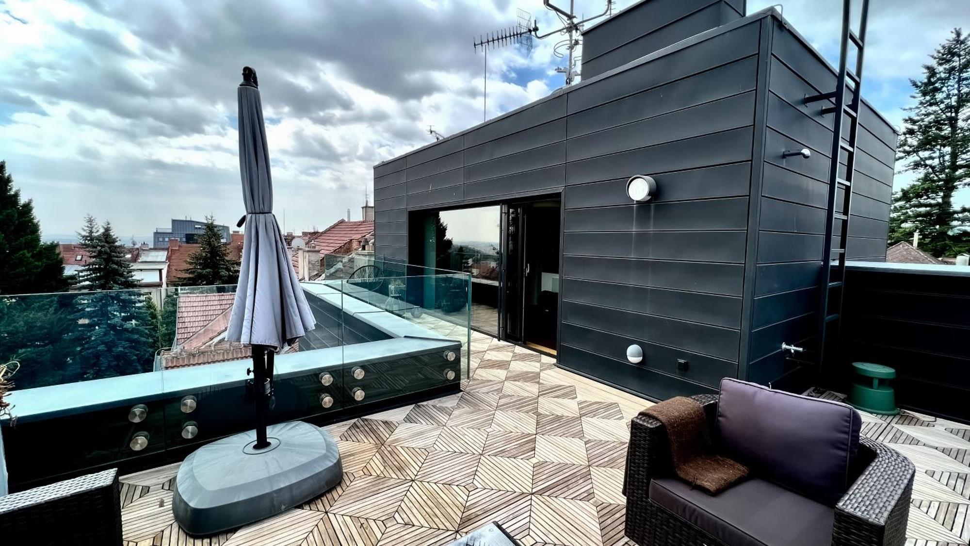 Apartman Se Saunou A Terasou S Vyhledem Na Brünn  Kültér fotó